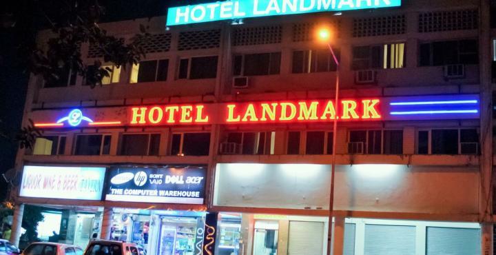 Landmark Hotell Chandīgarh Exteriör bild